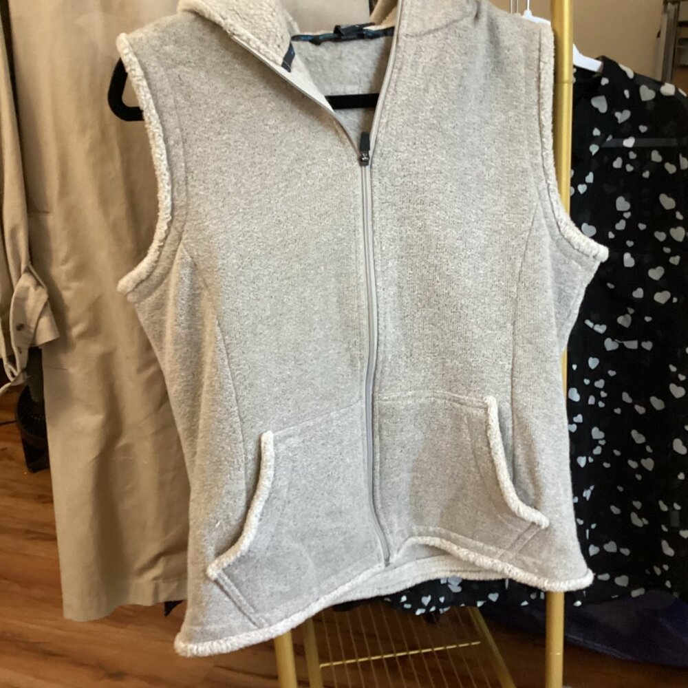 Women's KUHL APRES Beige FLEECE Lined ALFPACA Hooded Full Zip VEST JACKET  L